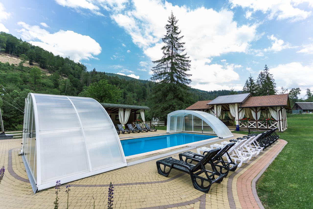 Tsarynka Eco Complex Hotel Slavske Exterior photo